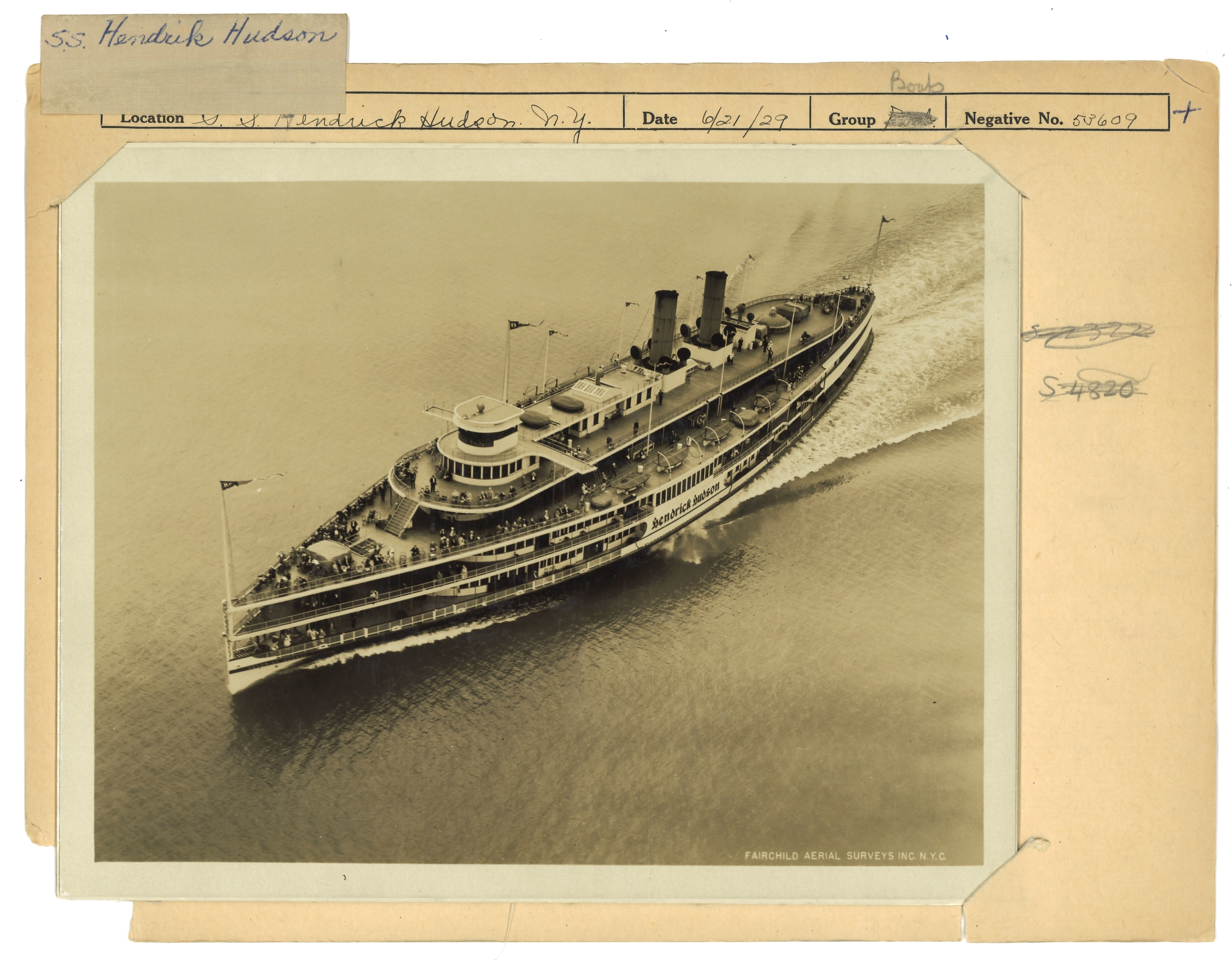 2019/02/13 scanned in office for database, the original arrangement of 2018.008.0011-.0013 with info card, recto.