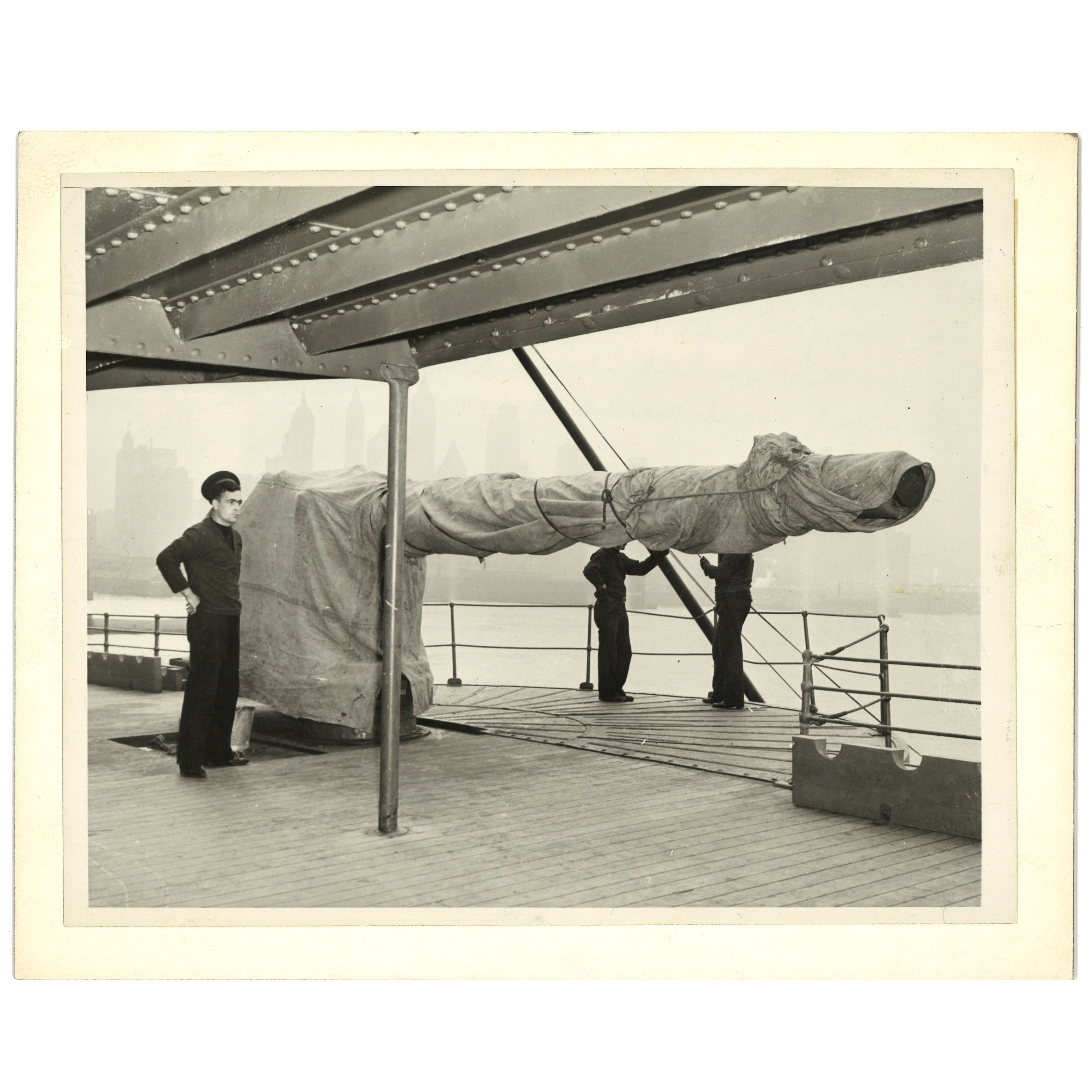 2021/06/25 edited with white square background for online portal