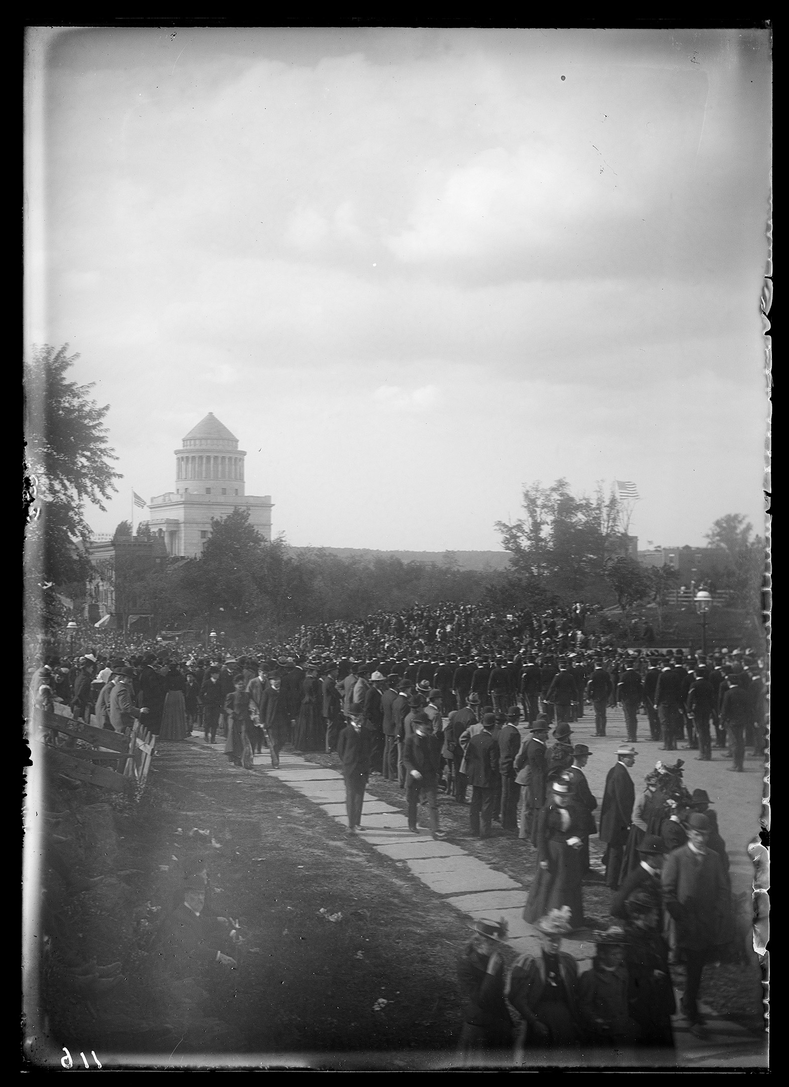 2021/09 access JPEG image from digitization at Chicago Albumen Works