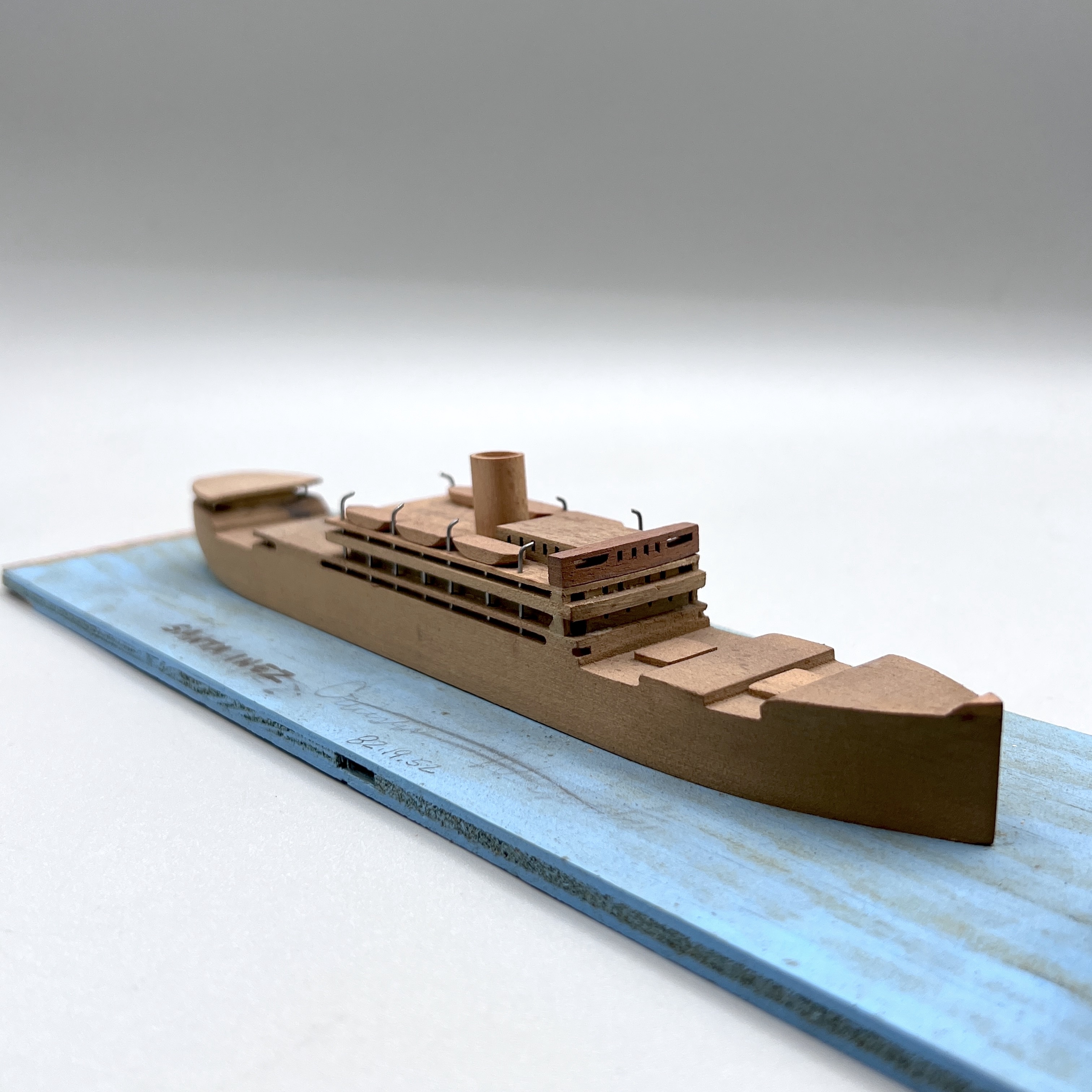 2023/11/14 object photographed in collection storage for database