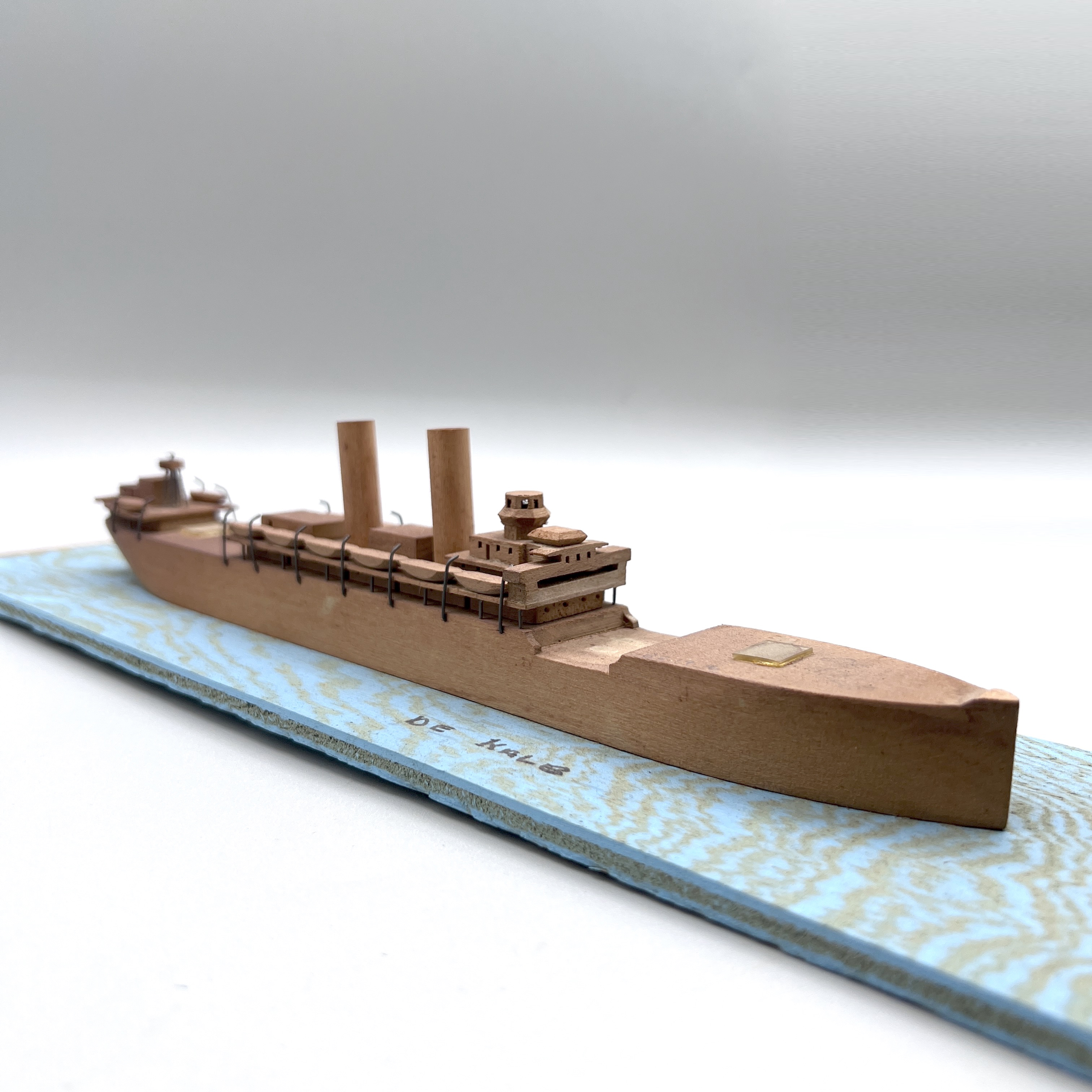 2023/11/29 object photoshopped in office from 2023/11/09 for database