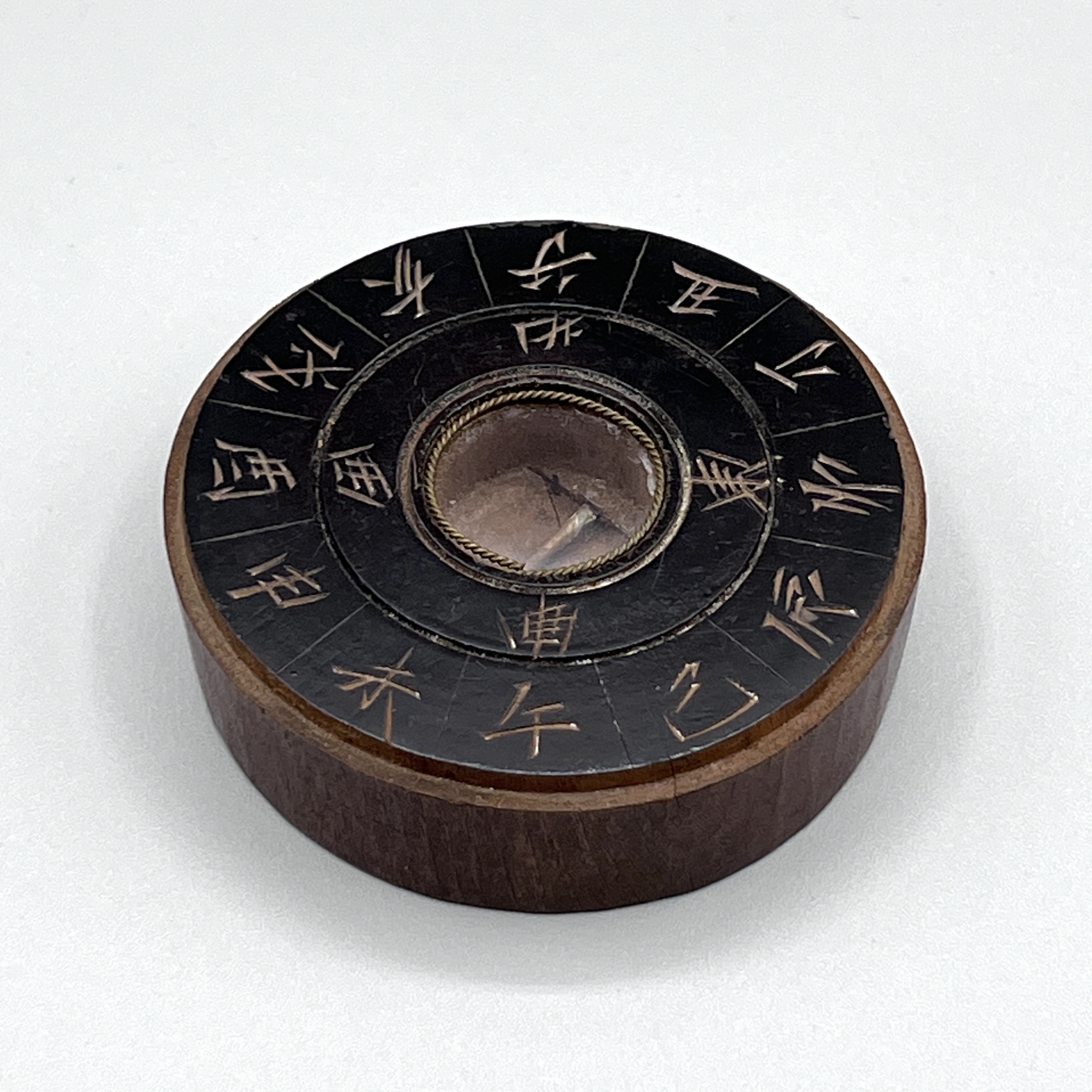 2024/04/30 object photographed in collection storage for database