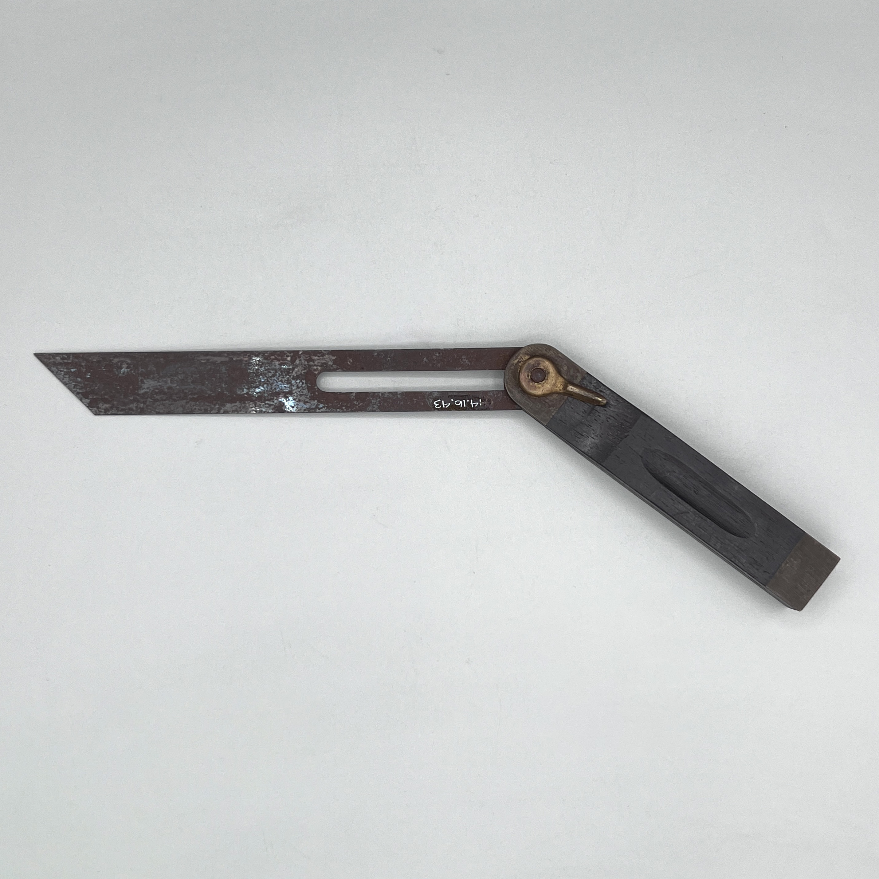 2024/07/06, object photographed in collection storage for database