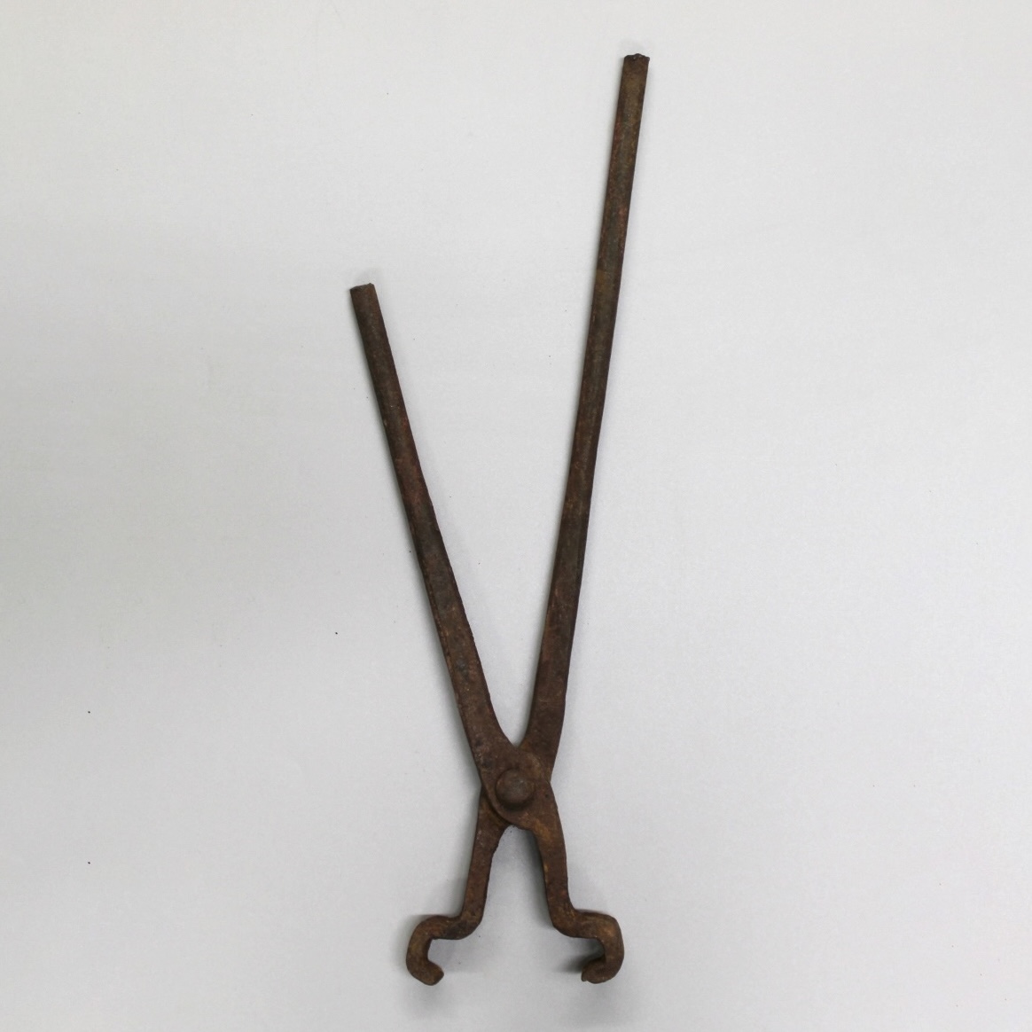 2024/09/03, object photographed in collections storage for database