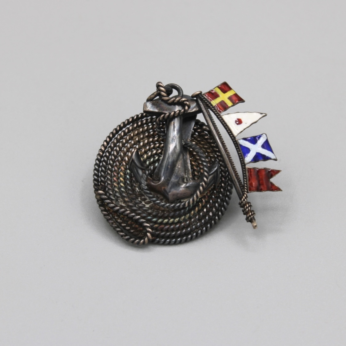 2024/09/19, object photographed in collections storage for database