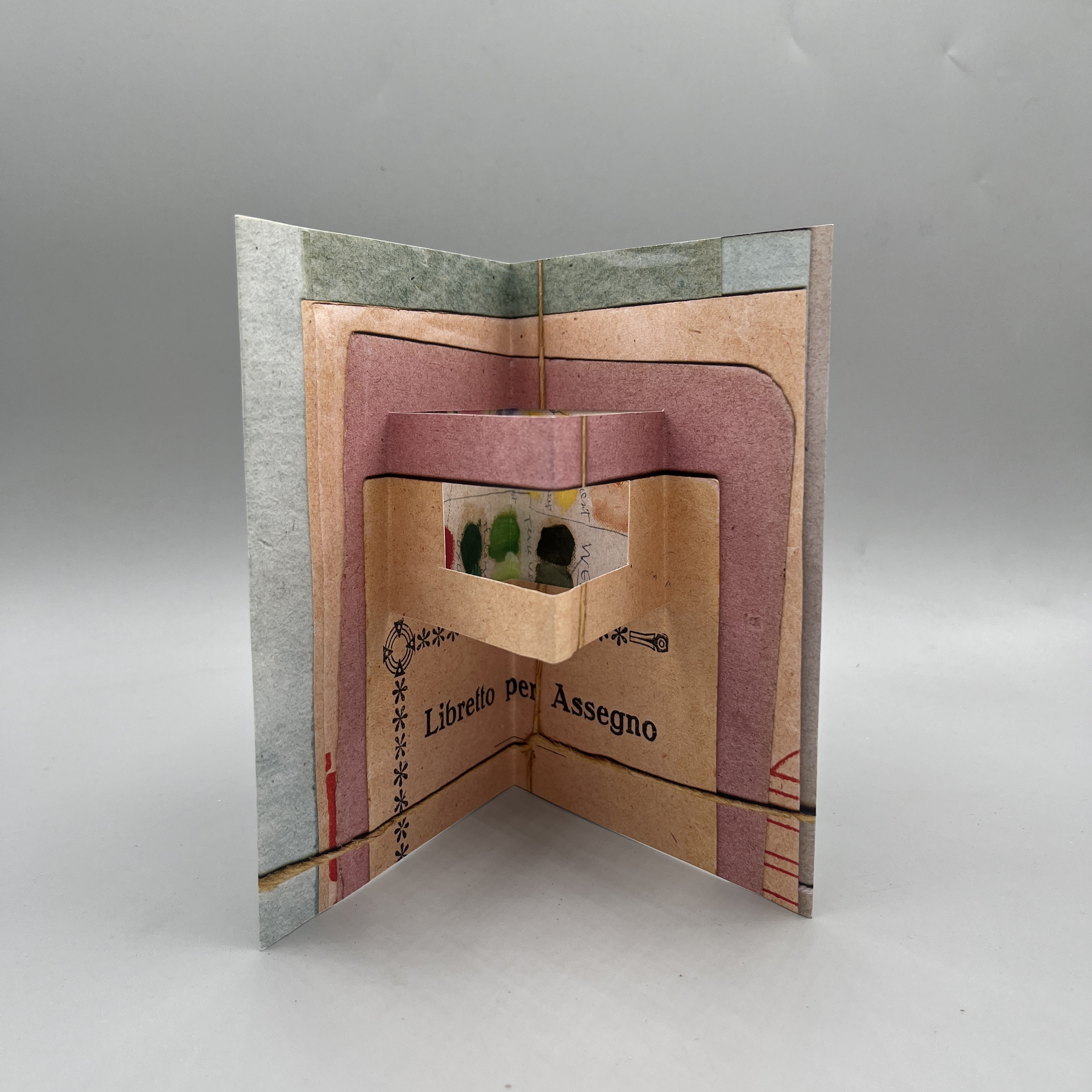 2024/09/27, object photographed in collections storage for database