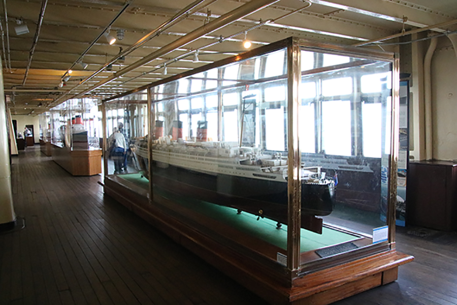 2017/10/30 image taken on board Queen Mary for reference