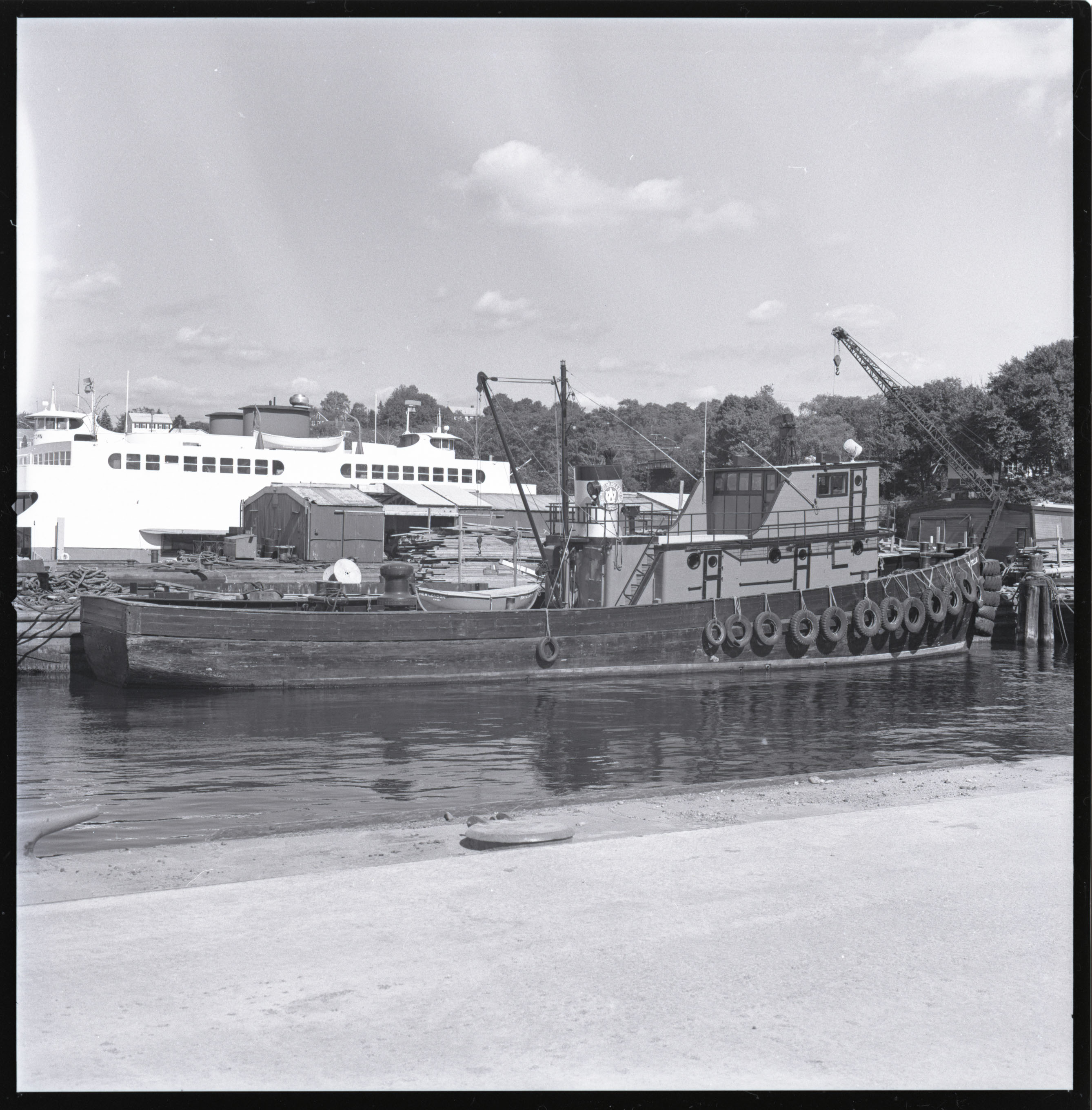 2025/03/25 JPG access file created from archival positive scanned in film area guide