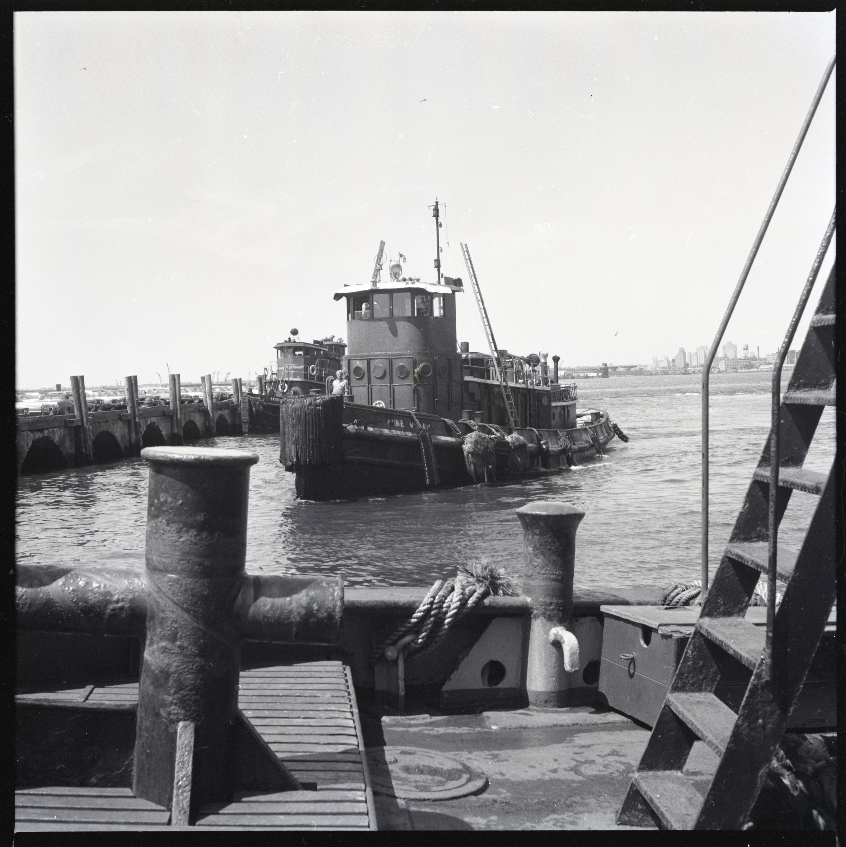 2025/03/26 JPG access file created from archival positive scanned in film area guide