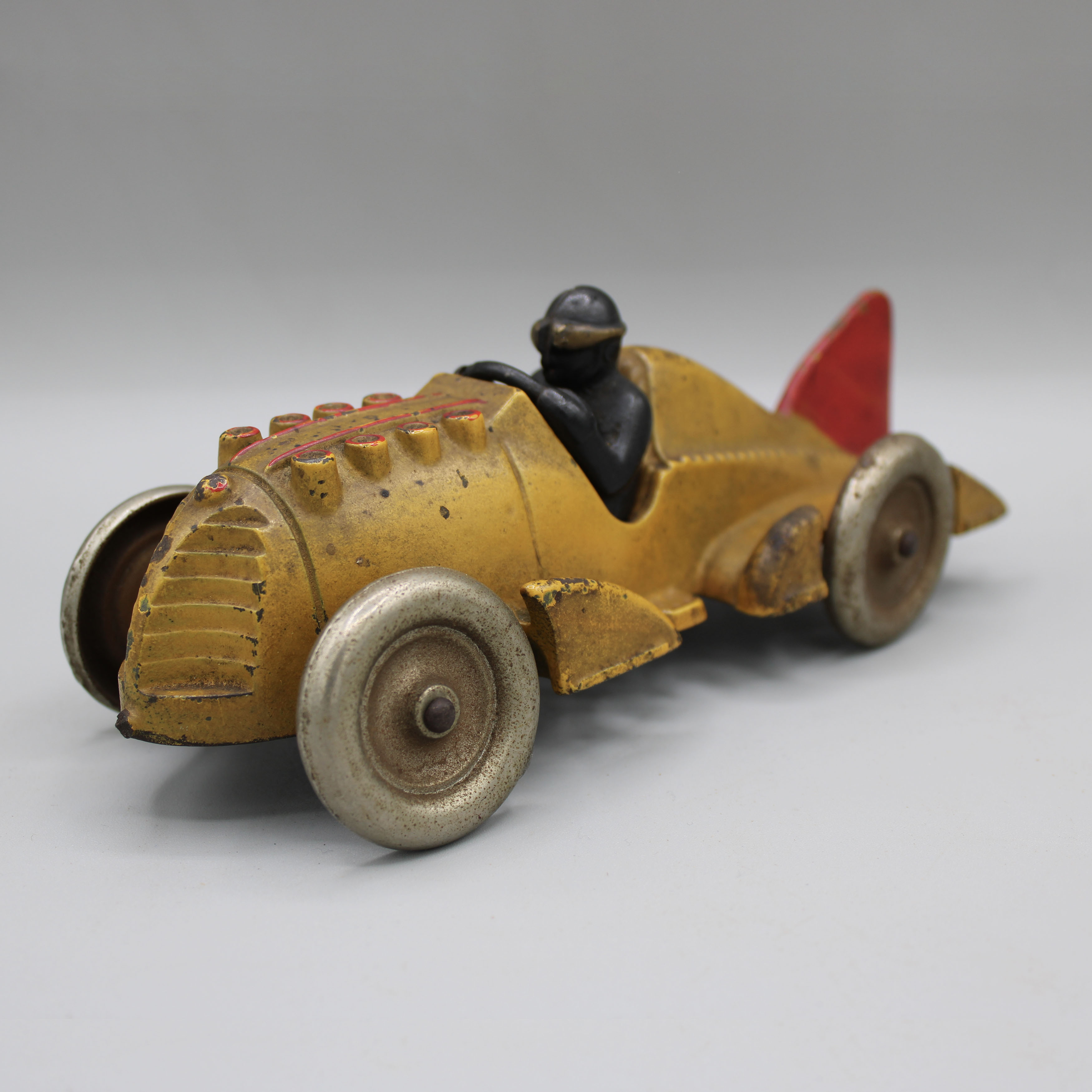 2025/04/09, object photographed in collections storage for database