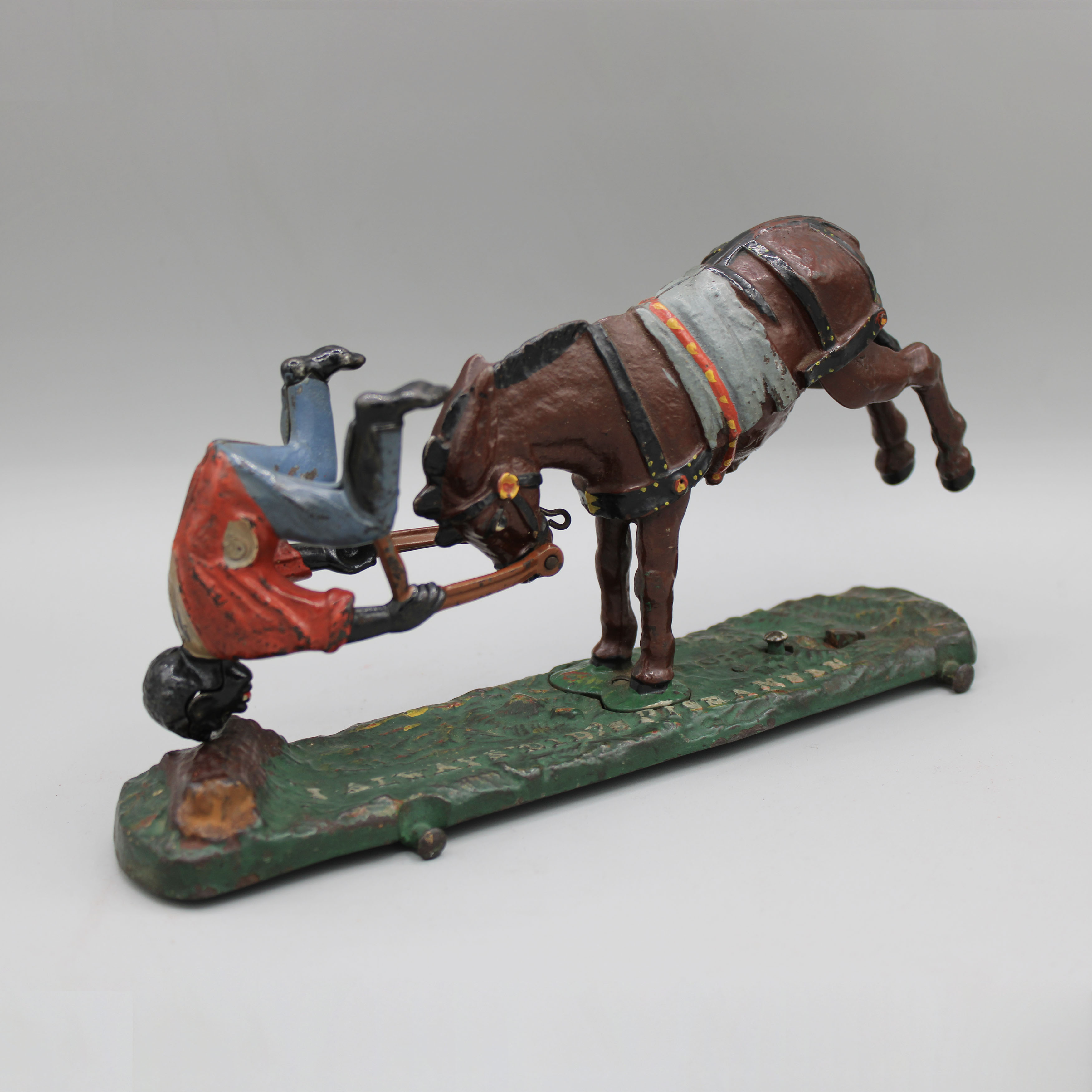 2025/04/09, object photographed in collections storage for database