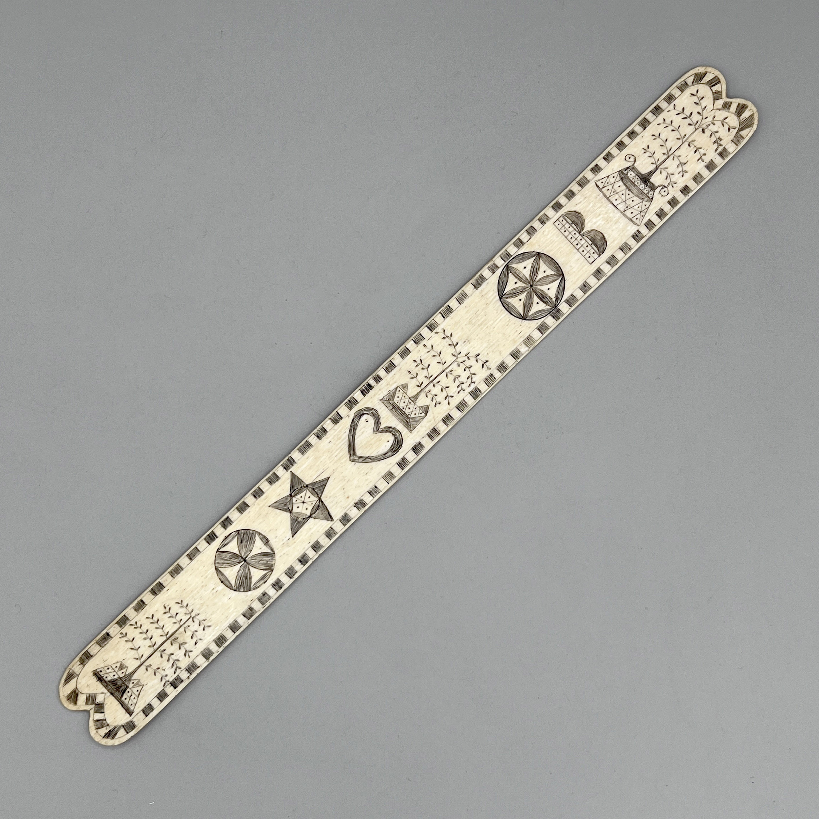 2025/04/15, object photographed in collections storage for database