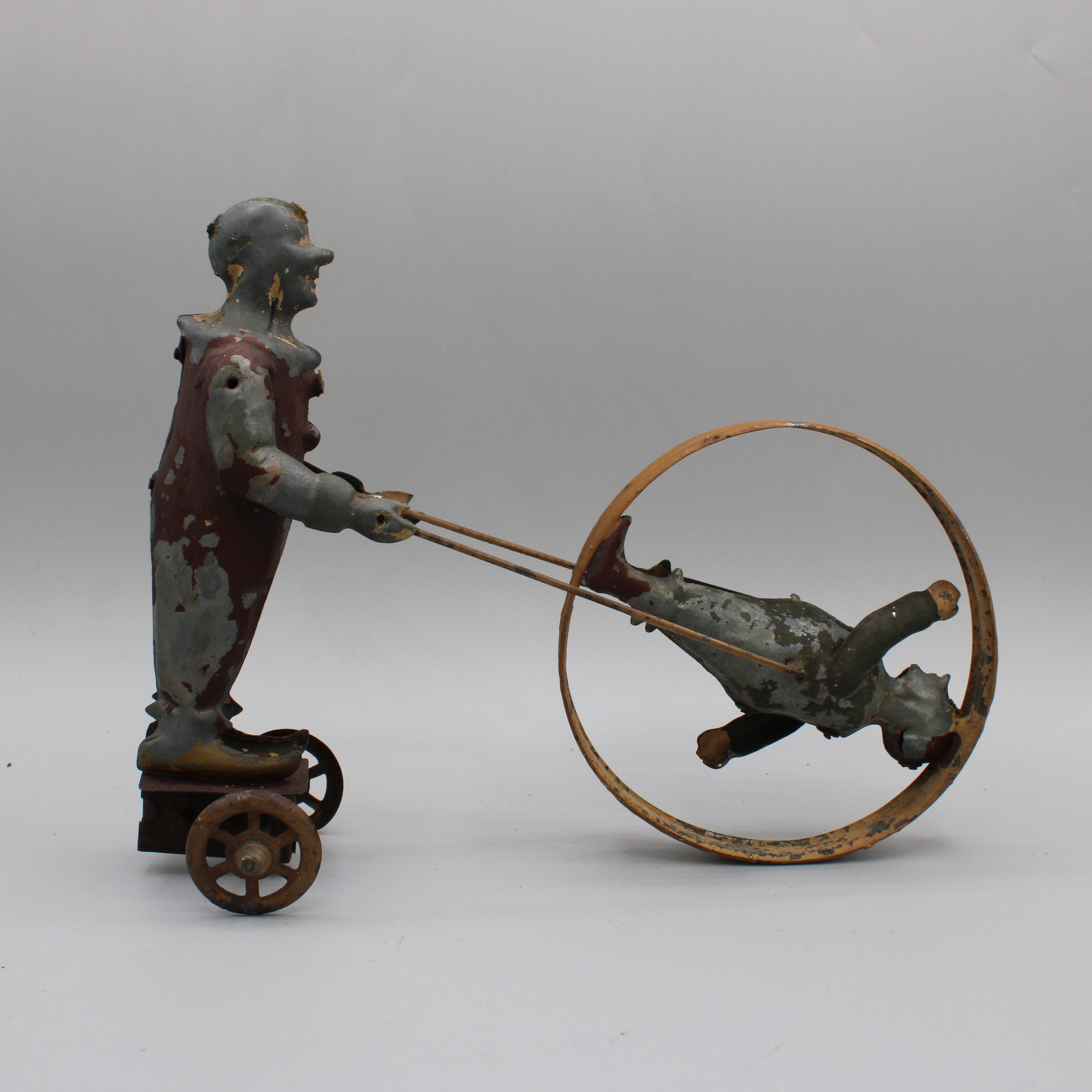 2025/04/23, object photographed in collections storage for database