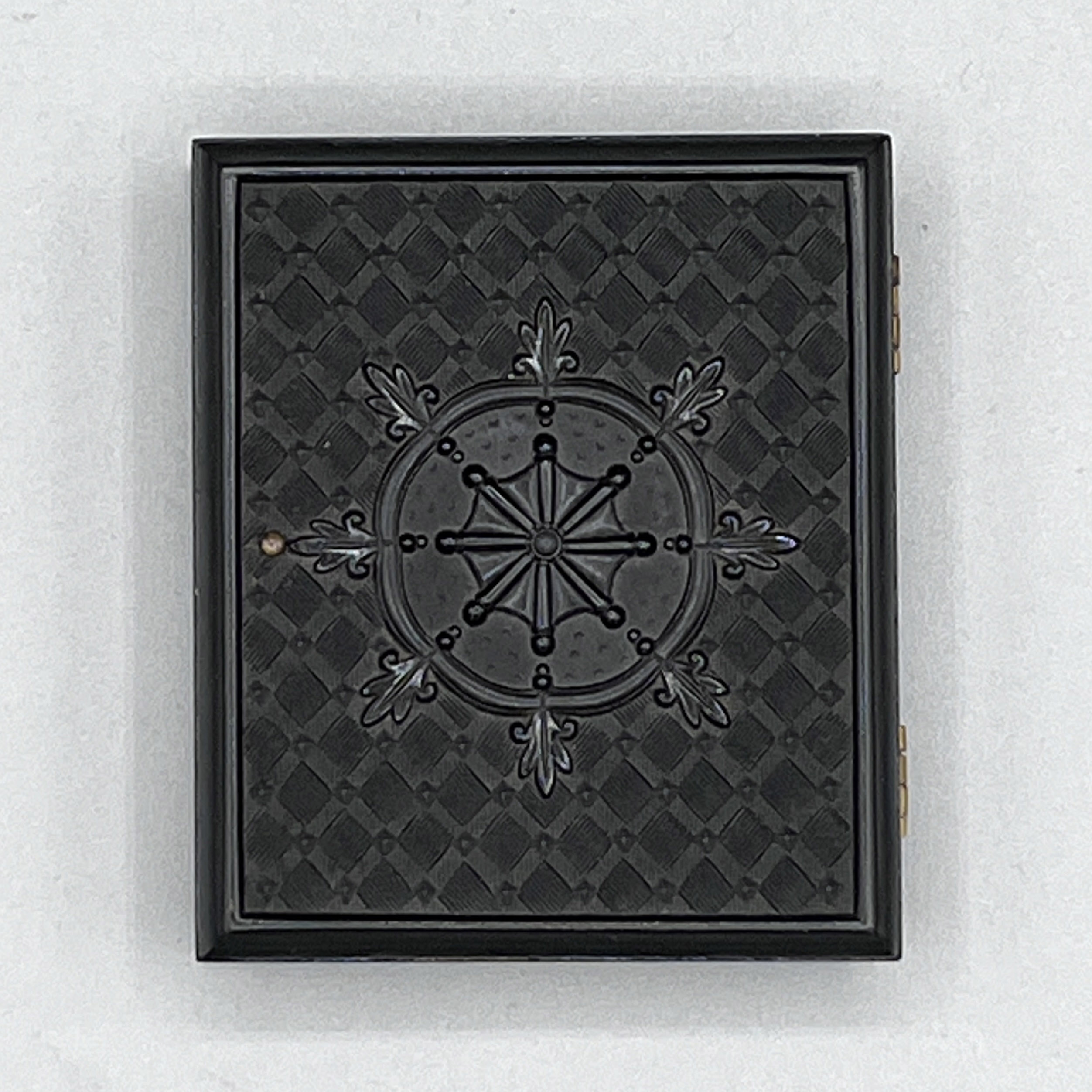 2025/05/23, object photographed in collections storage for database