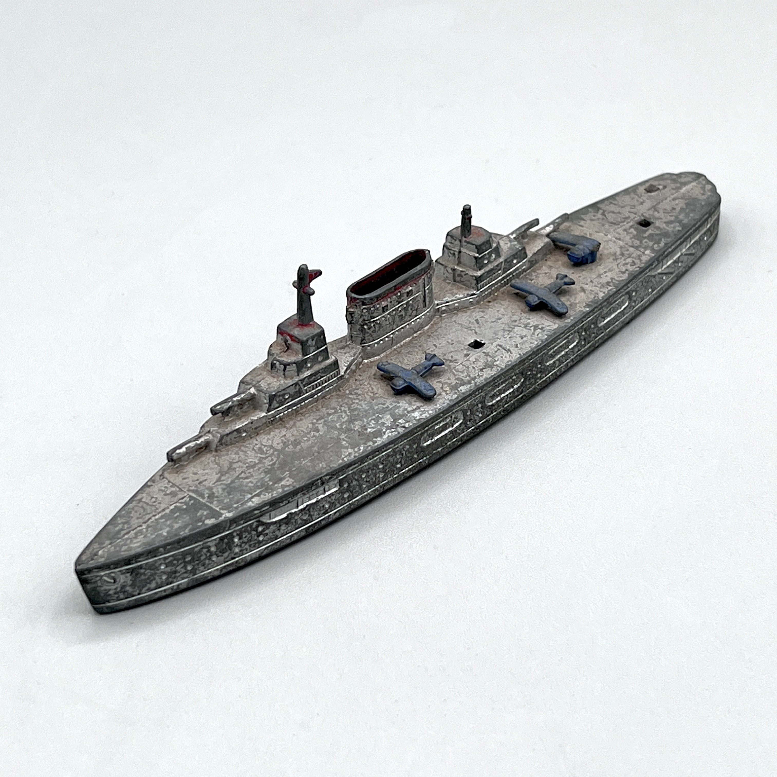 2025/08/25, object photographed in collections storage for database