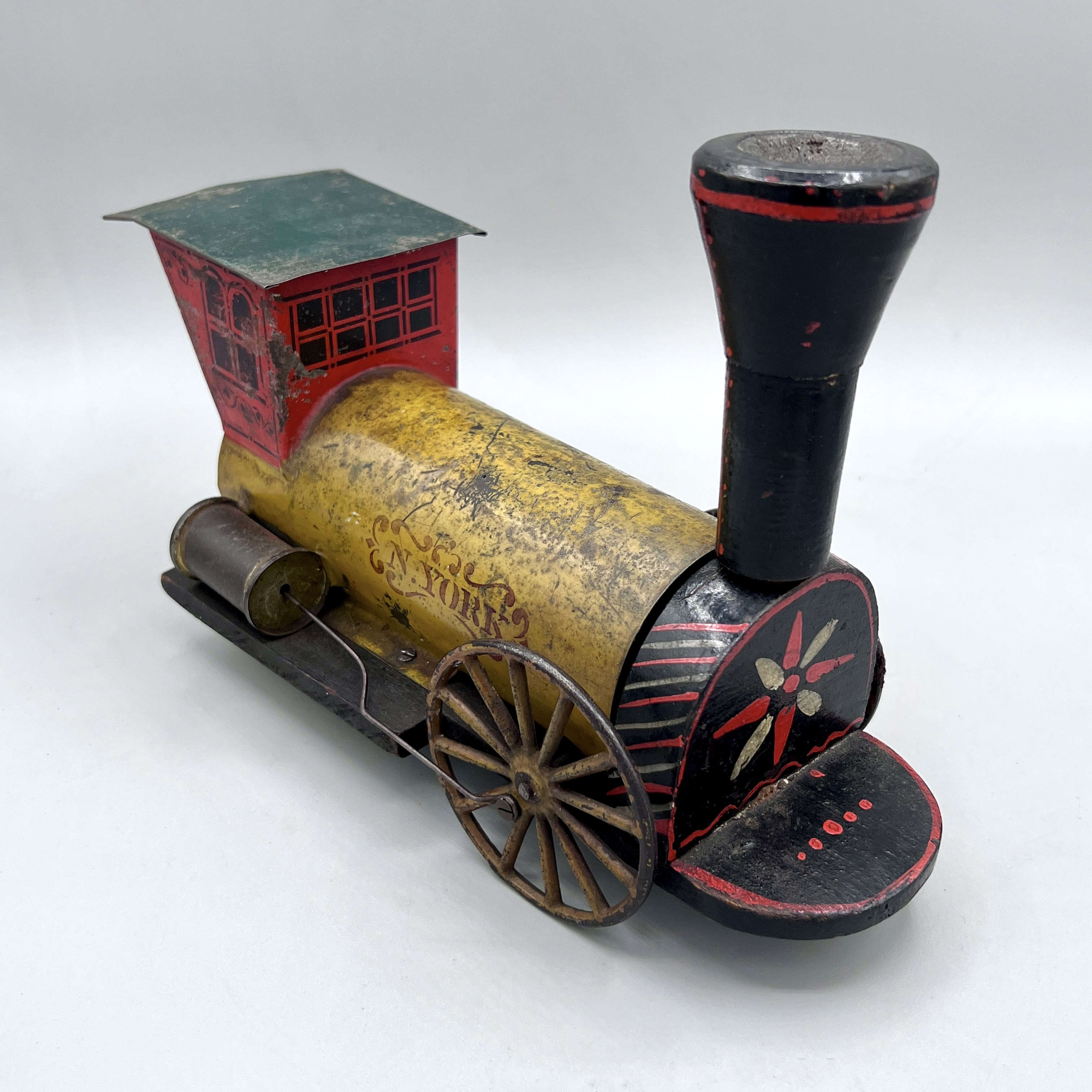 2025/08/21, object photographed in collections storage for database