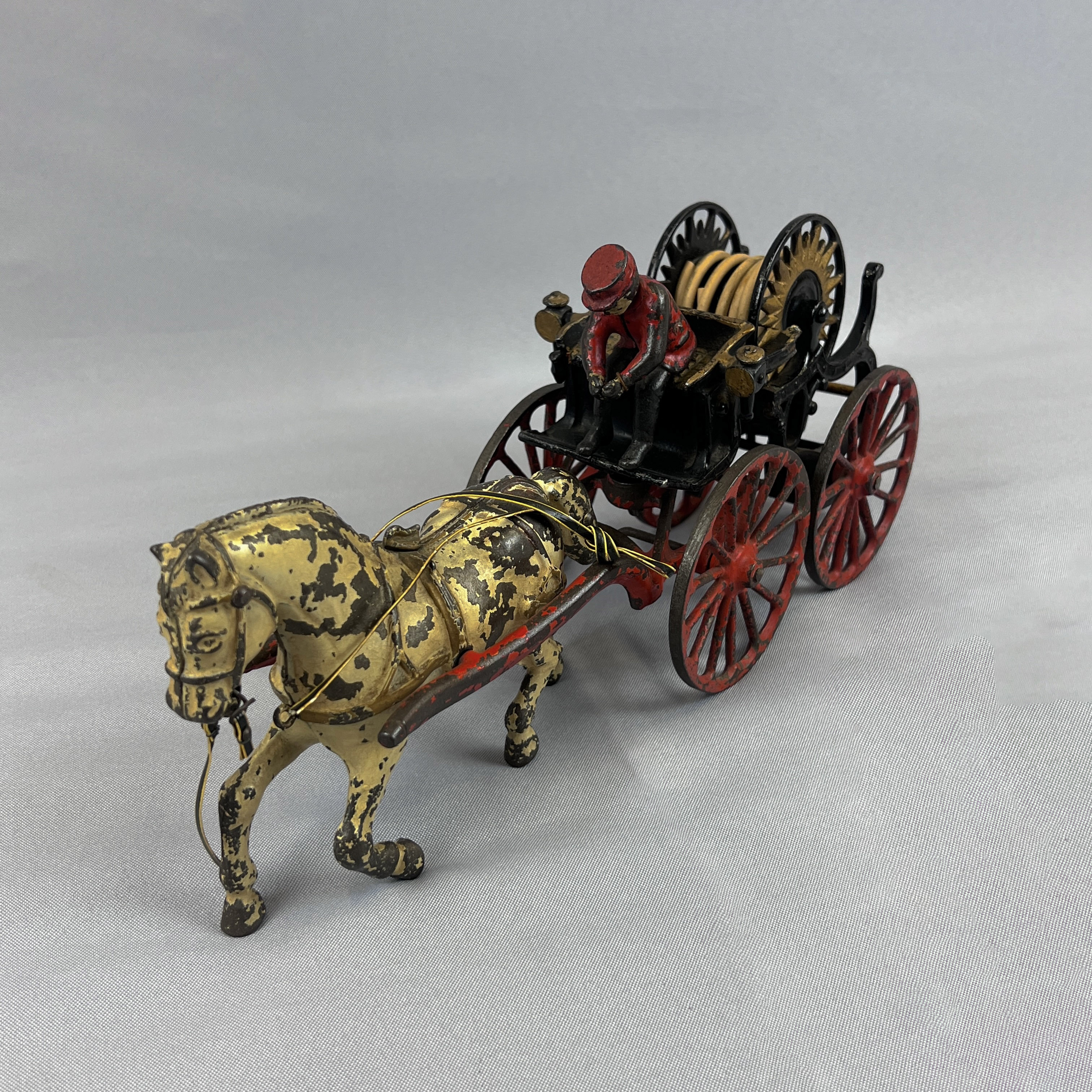 2025/08/21, object photographed in collections storage for database