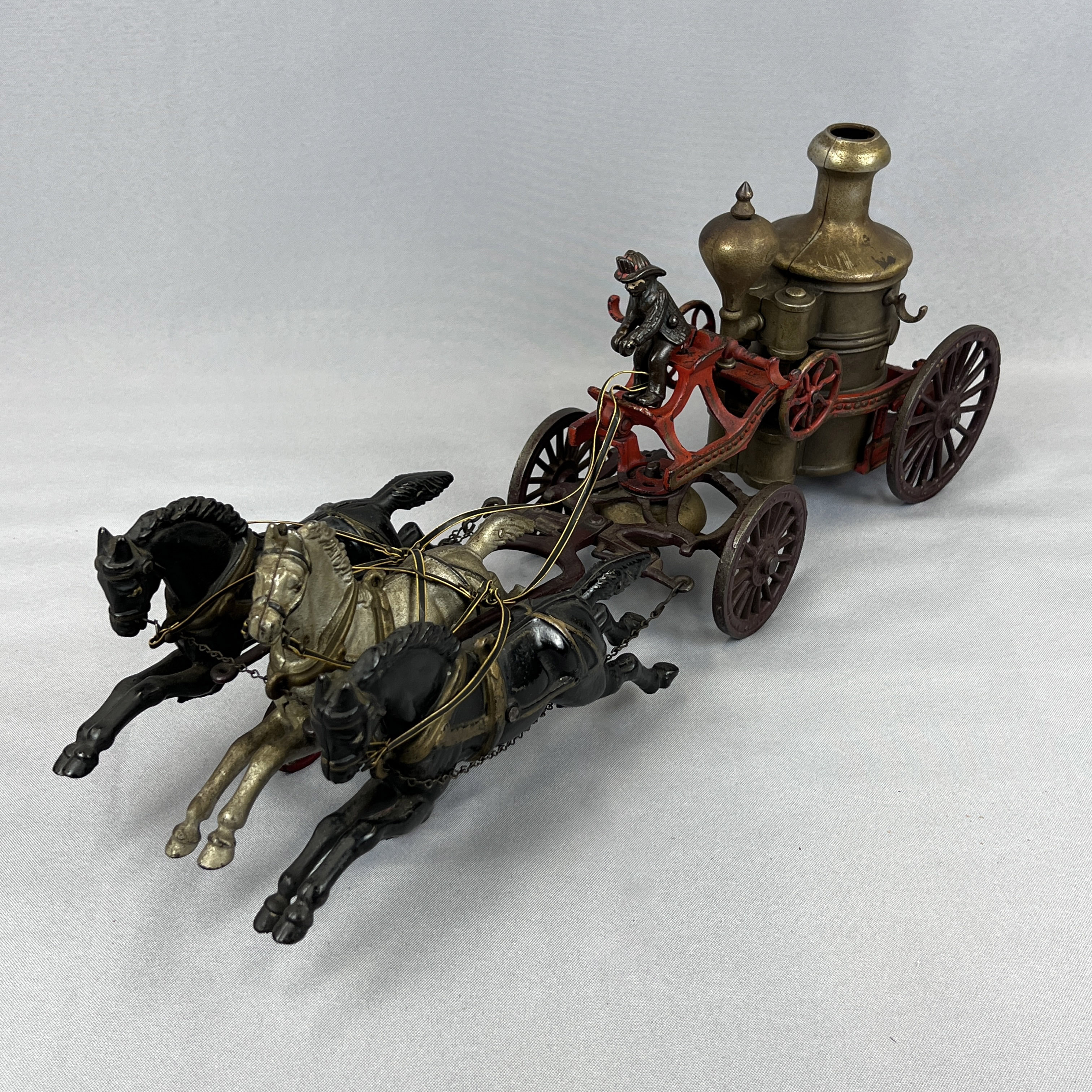 2025/08/19, object photographed in collections storage for database