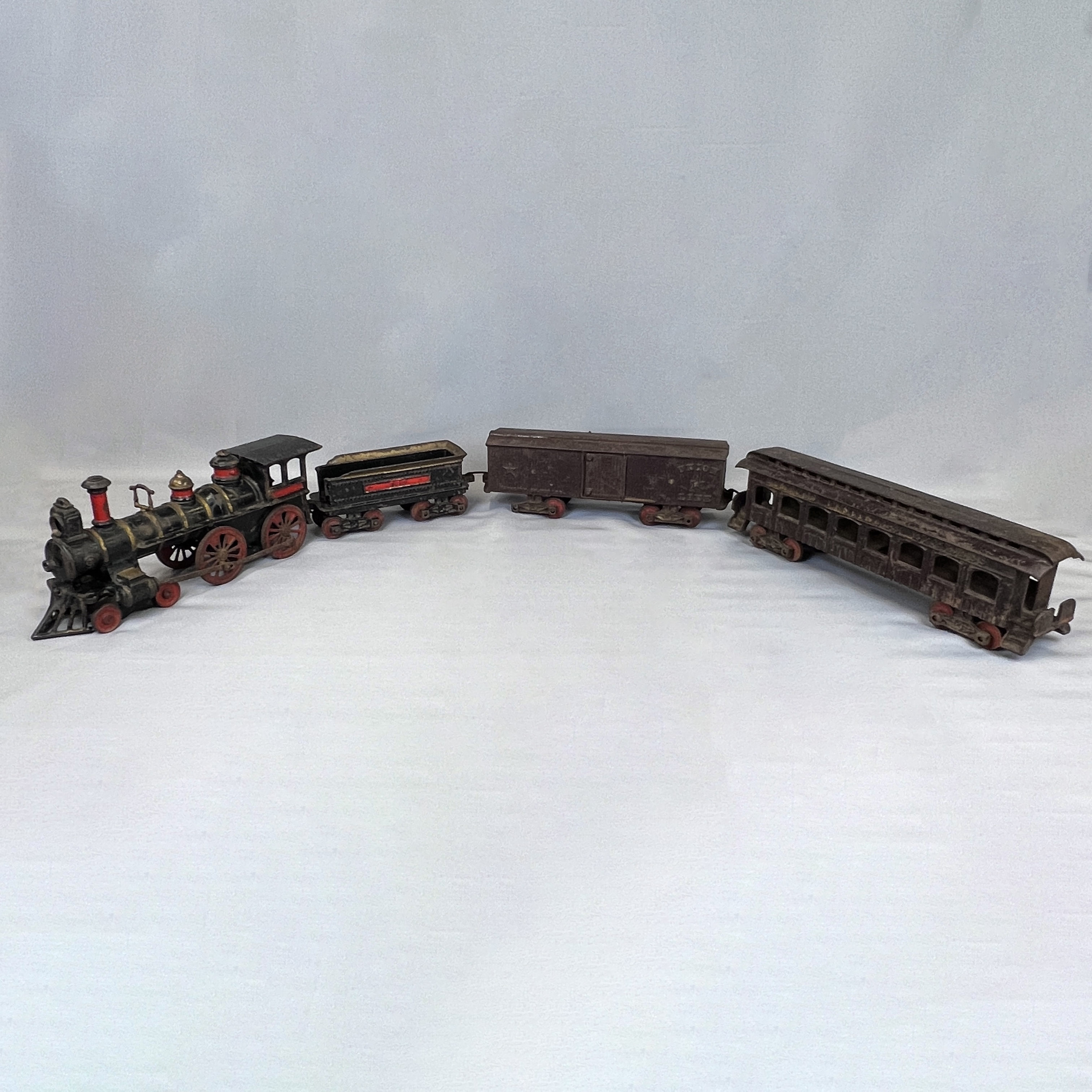 2025/08/19, object photographed in collections storage for database