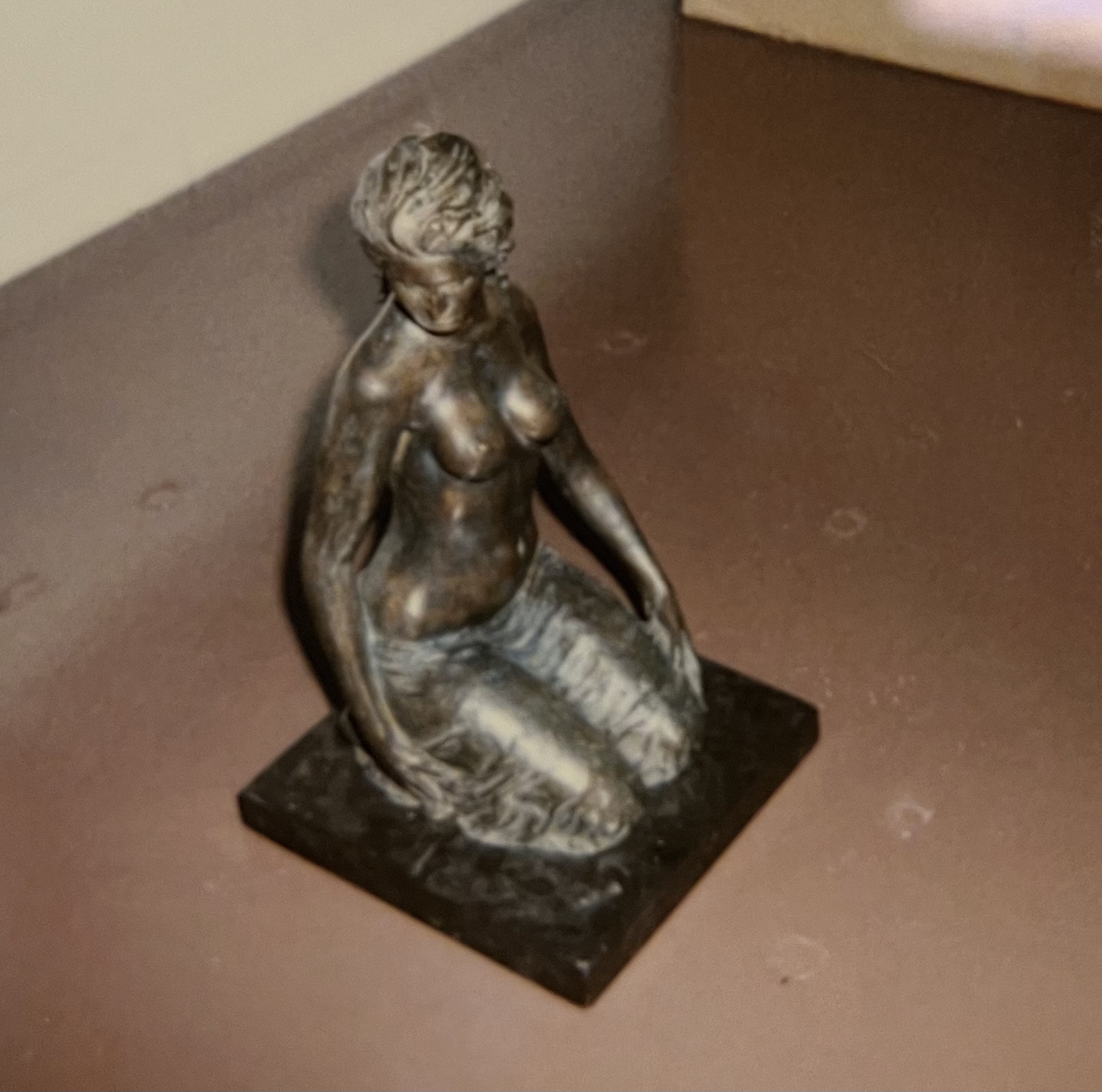 Image description is not available for AnthonisenG_1