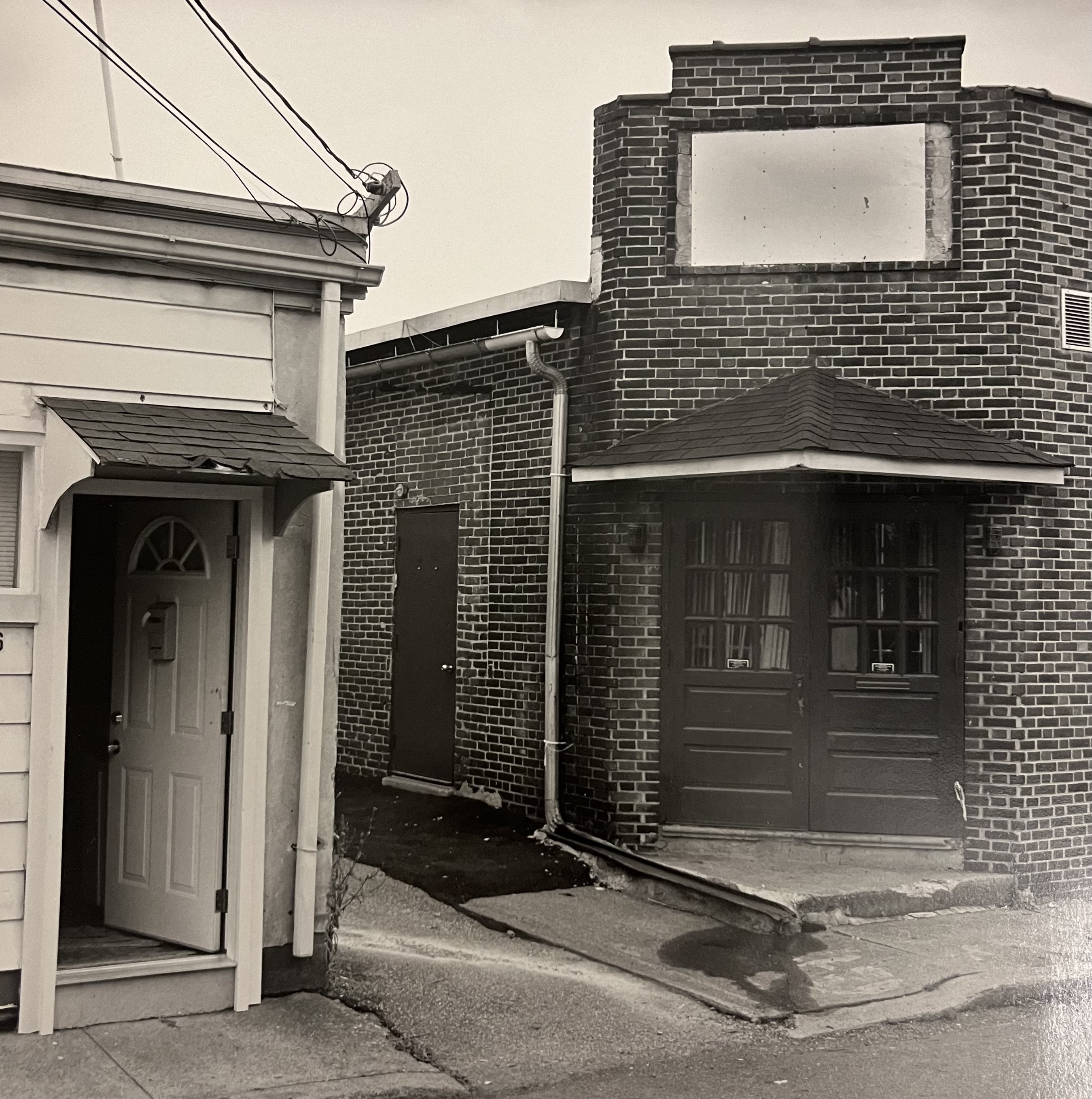 Image description is not available for DeshtM_1999.6.4