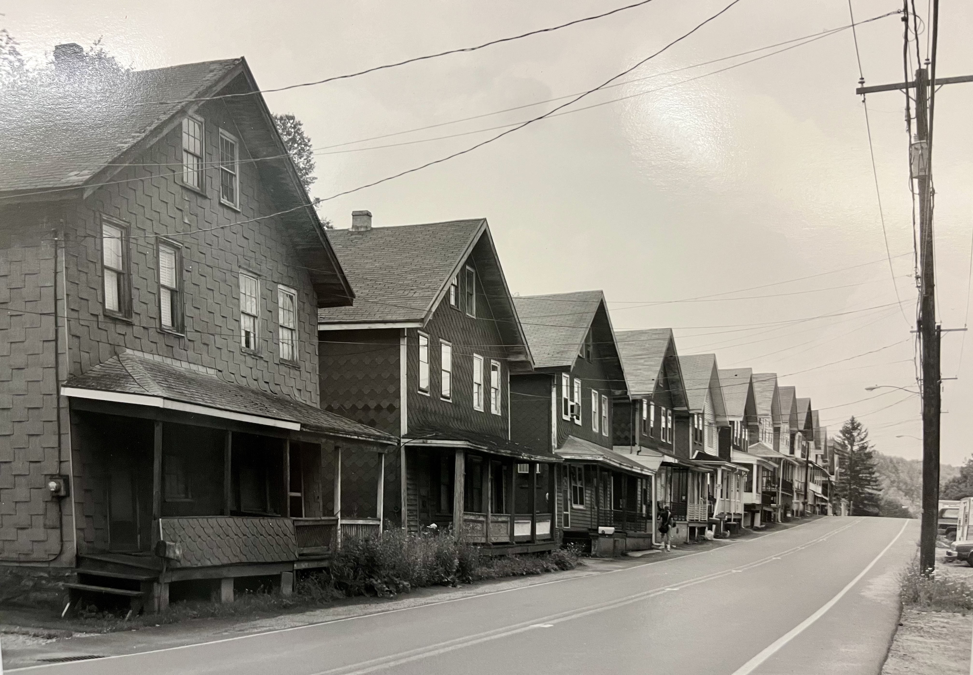 Image description is not available for DeshtM_1999.6.1