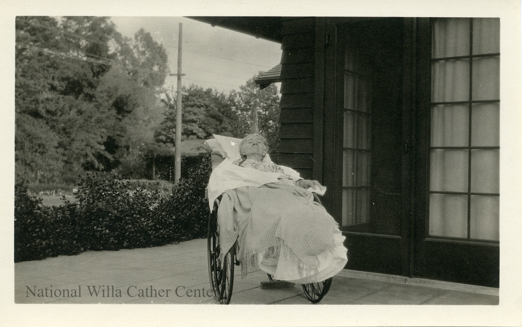 Image description is not available for PHO-4-W689-1