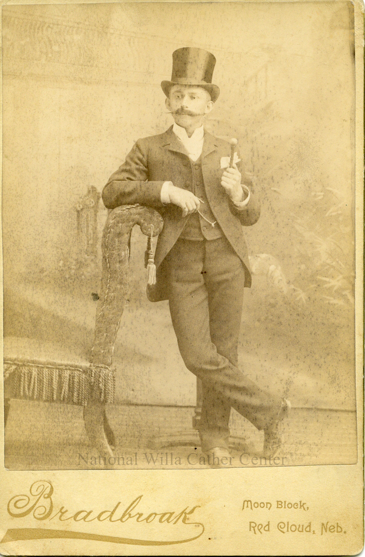 Image description is not available for PHO-4-W689-320