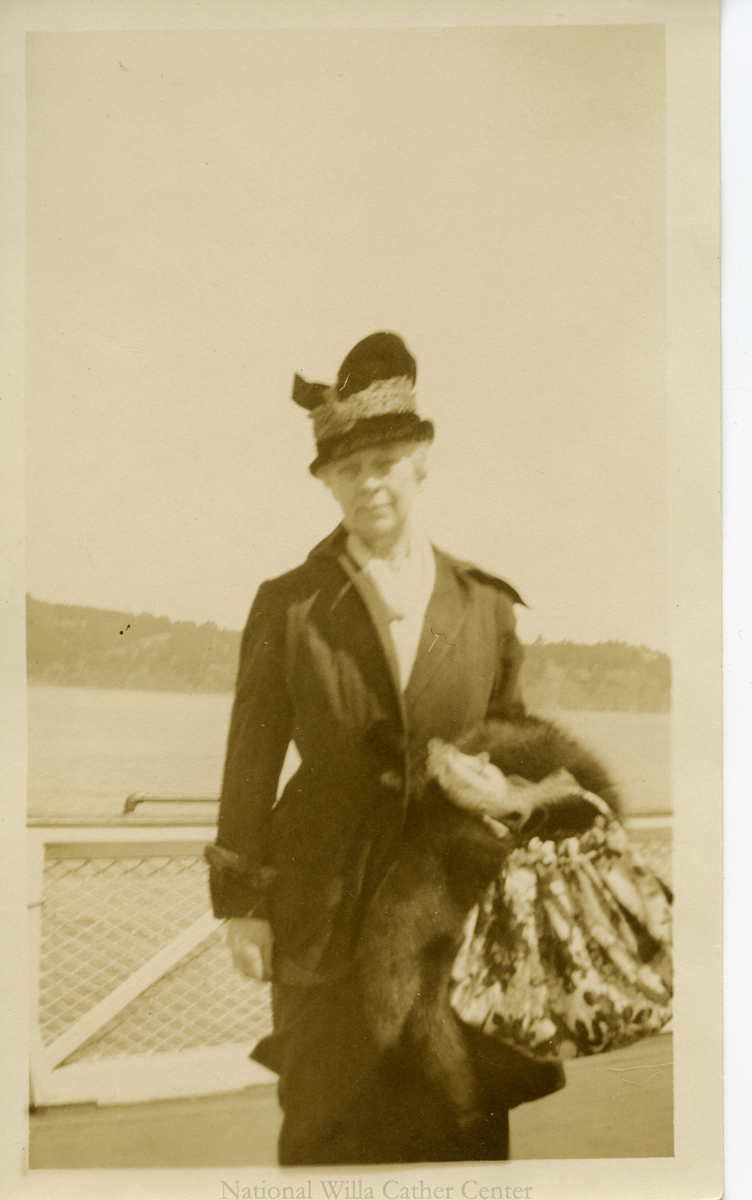 Image description is not available for PHO-4-W689-4