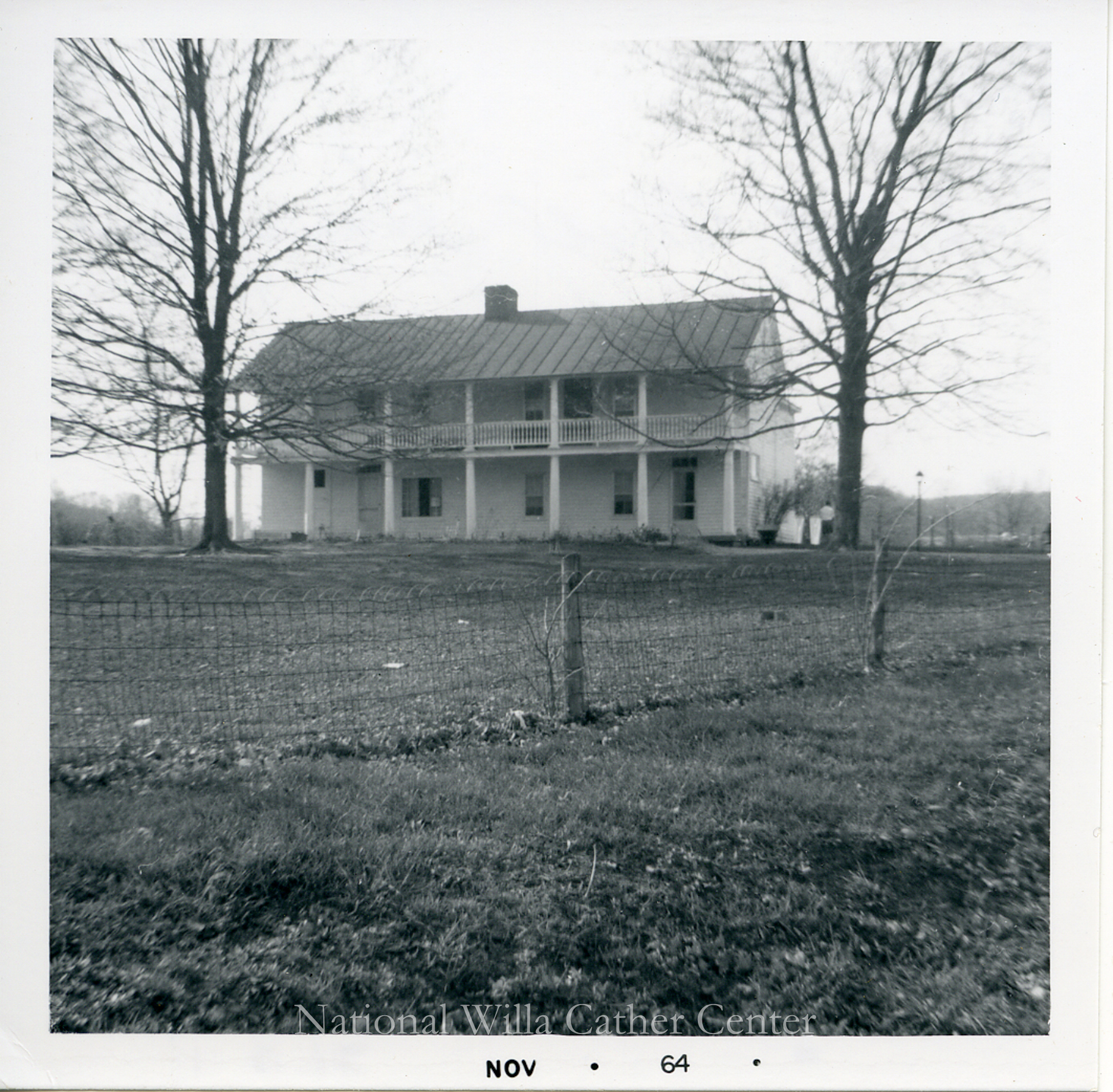 Image description is not available for PHO-4-W689-354