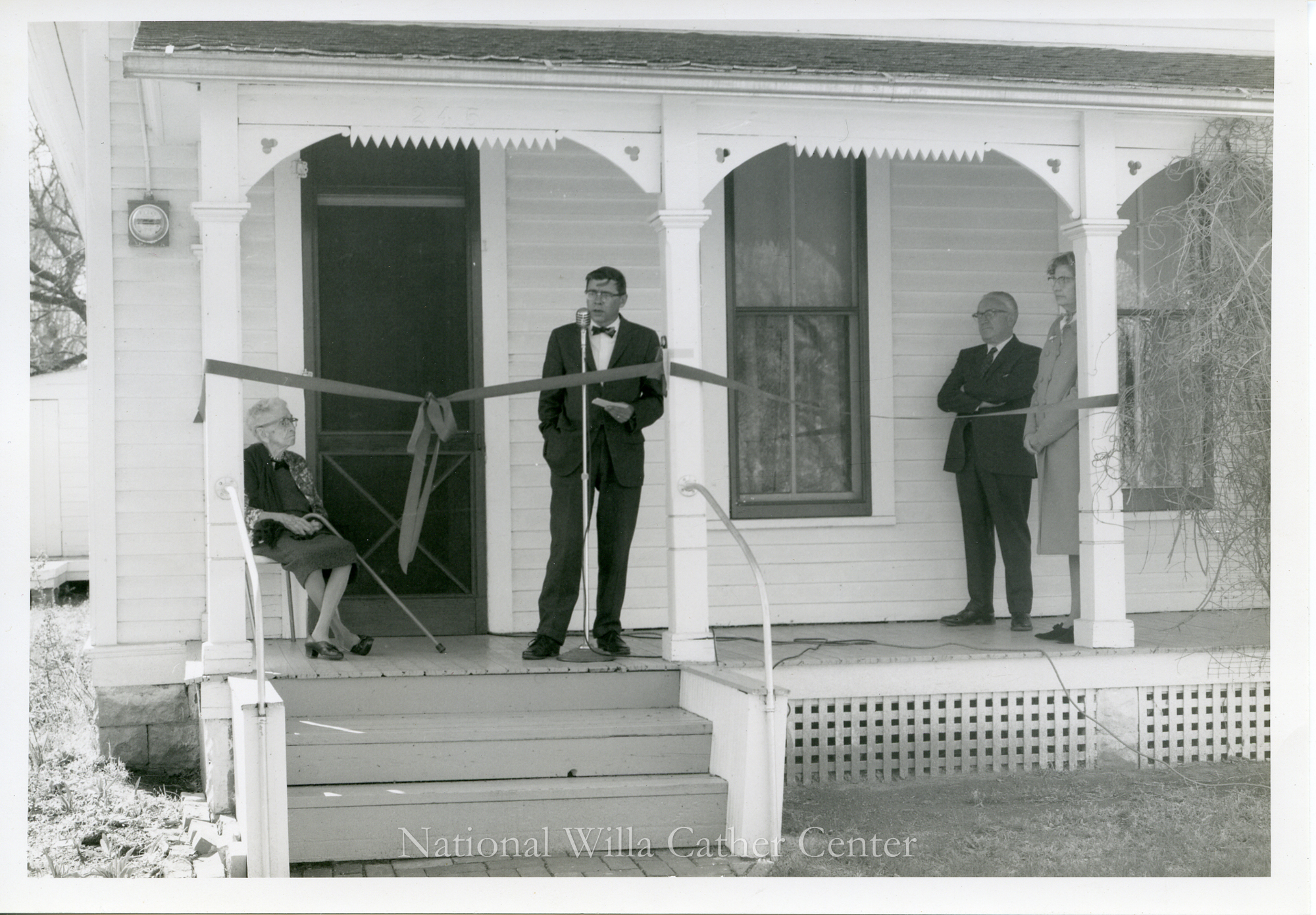 Image description is not available for PHO-4-W689-432