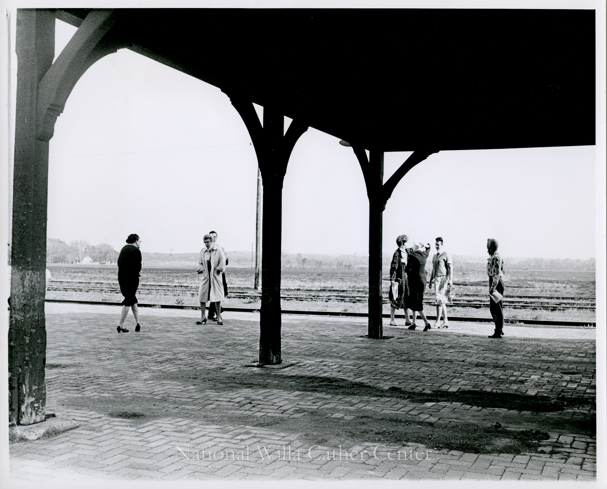 Image description is not available for PHO-4-W689-448