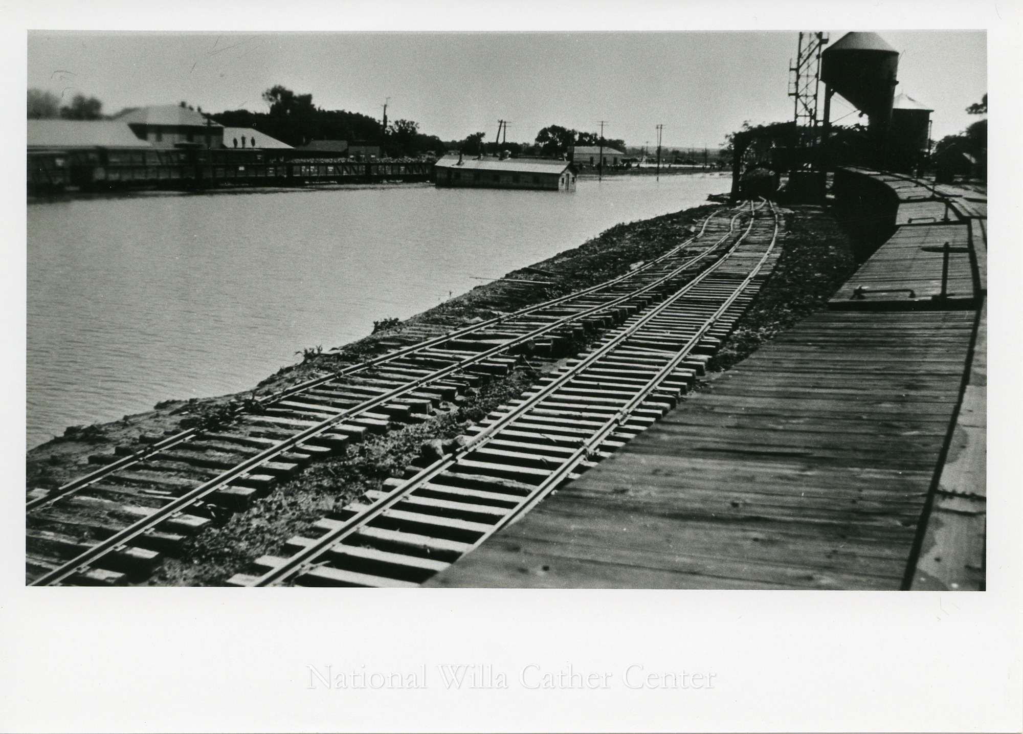 Image description is not available for PHO-4-W689-1060