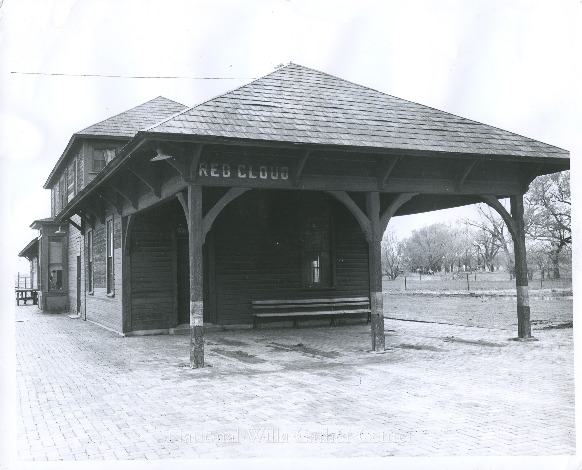 Image description is not available for PHO-4-W689-1084