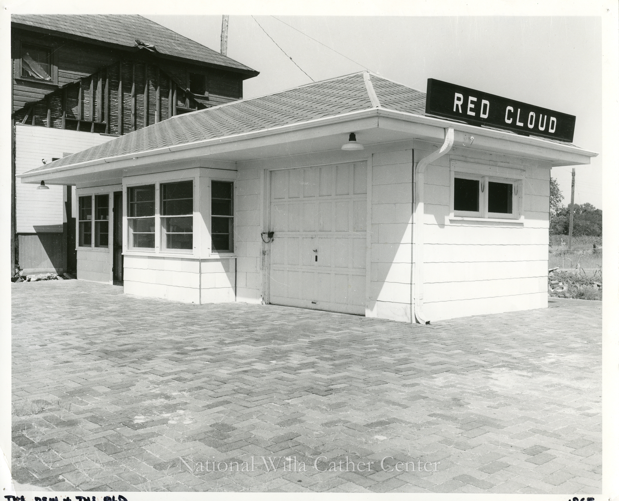 Image description is not available for PHO-4-W689-1094