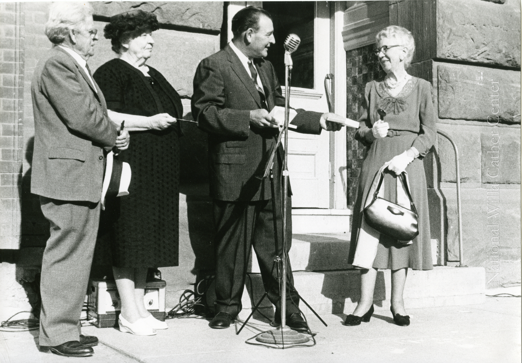 Image description is not available for PHO-4-W689-413b