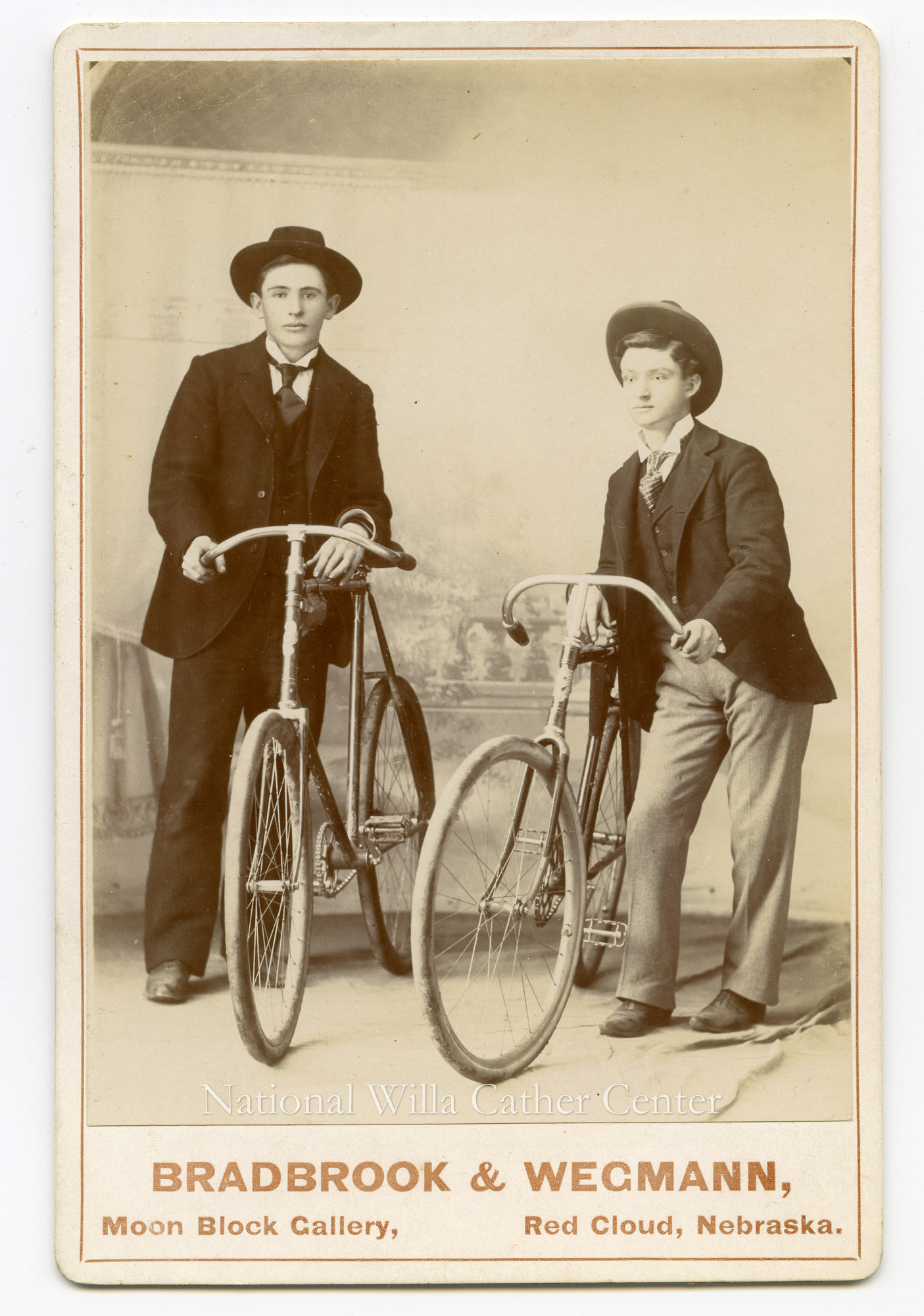 Image description is not available for PHO-264-977